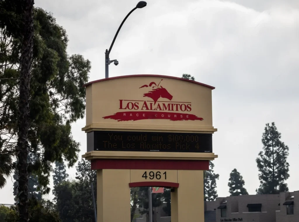 Commercial Cleaning Services Los Alamitos CA SaniClean Commercial Janitorial Services Commercial Cleaning Services in Los Alamitos CA